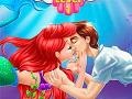 Mchezo Ariel And Prince Underwater Kissing