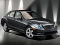 Mchezo E-Class Sedan Puzzle
