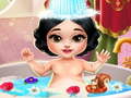 Mchezo Snow White Baby Bath